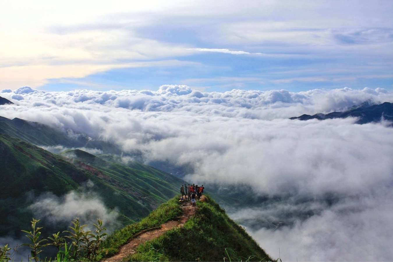 Săn mây trên đỉnh Tà Xùa